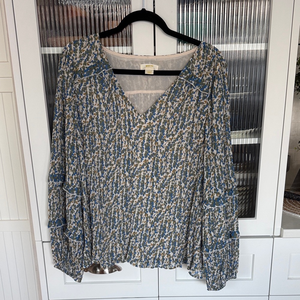 Anthropologie Blue and White Floral Blouse